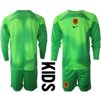 Niederlande Torwart Fußballbekleidung Heimtrikot Kinder WM 2022 Langarm (+ kurze hosen)